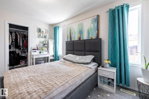 8644 173 Avenue Nw, Edmonton, AB 