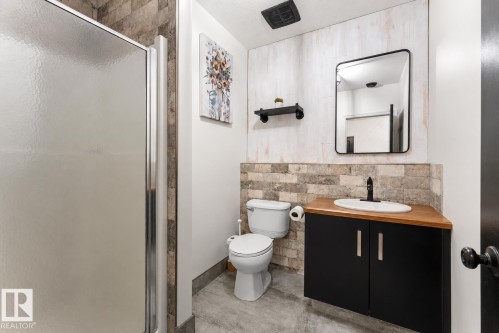 4804 64 Avenue, Cold Lake, AB - Indoor Photo Showing Bathroom
