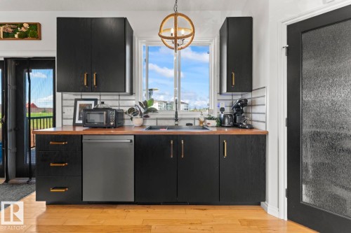4804 64 Avenue, Cold Lake, AB - Indoor Photo Showing Kitchen