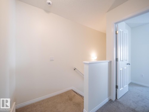 #66 465 Hemingway Rd Nw, Edmonton, AB - Indoor Photo Showing Other Room