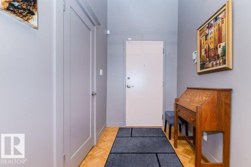 #203 10009 102 Av Nw, Edmonton, AB - Indoor Photo Showing Other Room