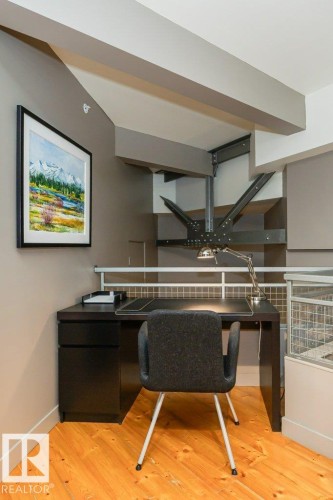 #203 10009 102 Av Nw, Edmonton, AB - Indoor Photo Showing Other Room
