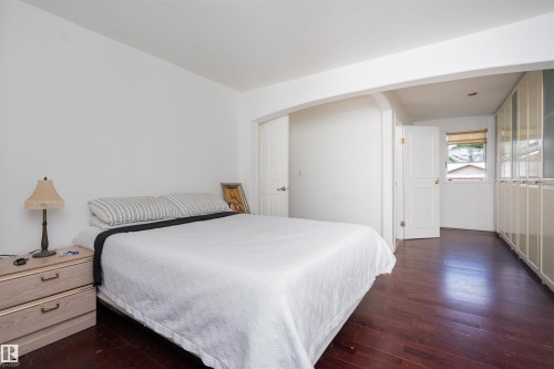 11918 42 Street Nw, Edmonton, AB - Indoor Photo Showing Bedroom
