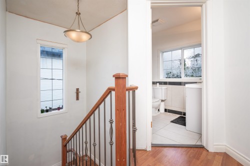 11918 42 Street Nw, Edmonton, AB - Indoor Photo Showing Other Room