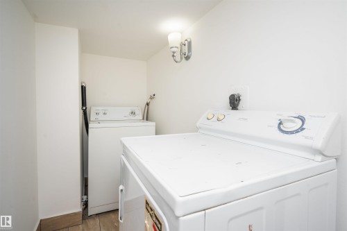 11918 42 Street Nw, Edmonton, AB - Indoor Photo Showing Laundry Room