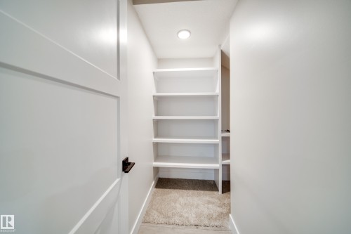 9625 101 Street Nw, Edmonton, AB - Indoor