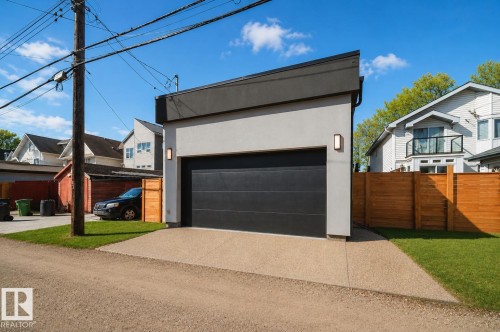 9625 101 Street Nw, Edmonton, AB - Outdoor