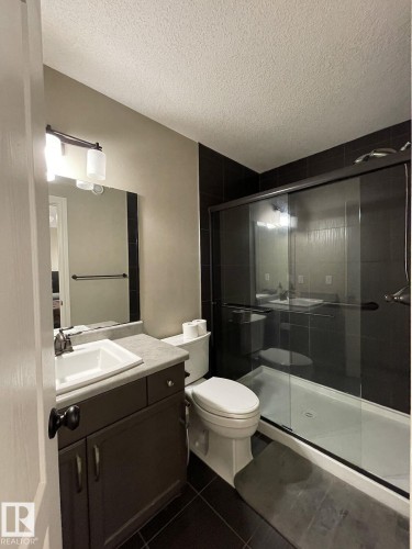 2251 Casey Crescent Sw, Edmonton, AB - Indoor Photo Showing Bathroom