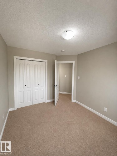 2251 Casey Crescent Sw, Edmonton, AB - Indoor Photo Showing Other Room