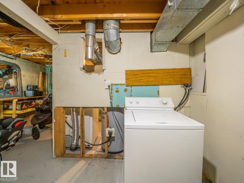 Additional content - #No 510 Abbottsfield Rd Nw Nw, Edmonton, AB - Indoor Photo Showing Other Room