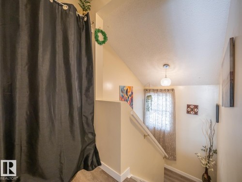 Additional content - #No 510 Abbottsfield Rd Nw Nw, Edmonton, AB - Indoor Photo Showing Other Room
