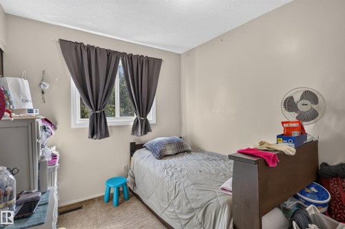 Additional content - 18247 93 Avenue Nw, Edmonton, AB - Indoor Photo Showing Bedroom