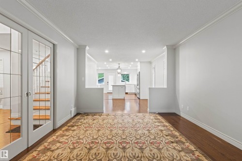 10626 125 Street Nw, Edmonton, AB - Indoor Photo Showing Other Room