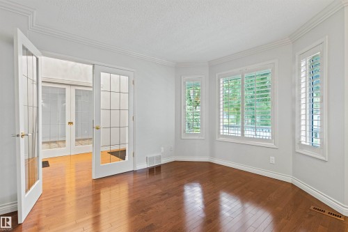 10626 125 Street Nw, Edmonton, AB - Indoor Photo Showing Other Room