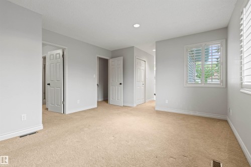 10626 125 Street Nw, Edmonton, AB - Indoor Photo Showing Other Room