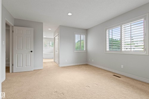 10626 125 Street Nw, Edmonton, AB - Indoor Photo Showing Other Room
