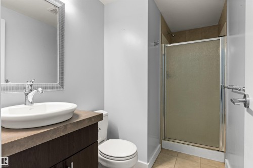 #2401 10152 104 St Nw, Edmonton, AB - Indoor Photo Showing Bathroom