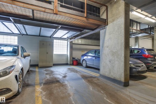 #2401 10152 104 St Nw, Edmonton, AB - Indoor Photo Showing Garage
