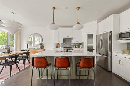 3722 Kidd Crescent Sw, Edmonton, AB - Indoor Photo Showing Kitchen With Stainless Steel Kitchen With Upgraded Kitchen