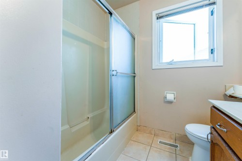 Additional content - 4609 38A Avenue Nw, Edmonton, AB - Indoor Photo Showing Bathroom