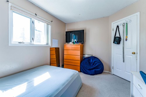 Additional content - 4609 38A Avenue Nw, Edmonton, AB - Indoor Photo Showing Bedroom