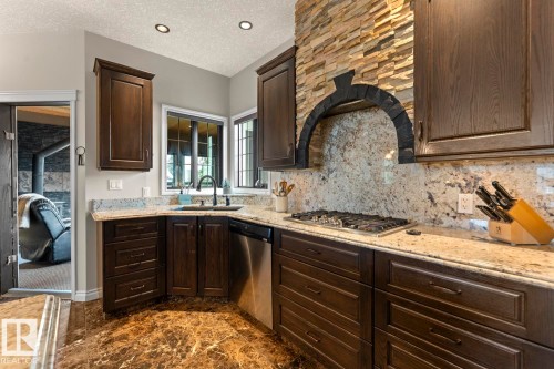2303 2 Avenue, Cold Lake, AB - Indoor Photo Showing Kitchen