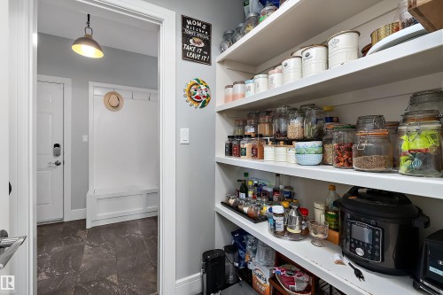 164 Durrand Bend, Fort Saskatchewan, AB - Indoor Photo Showing Other Room