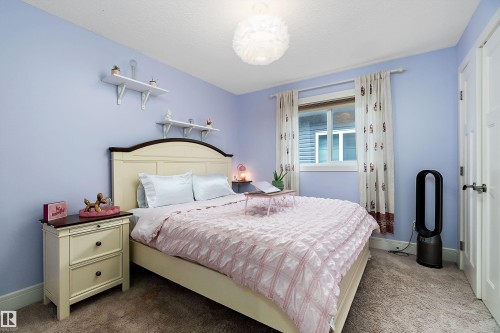 164 Durrand Bend, Fort Saskatchewan, AB - Indoor Photo Showing Bedroom