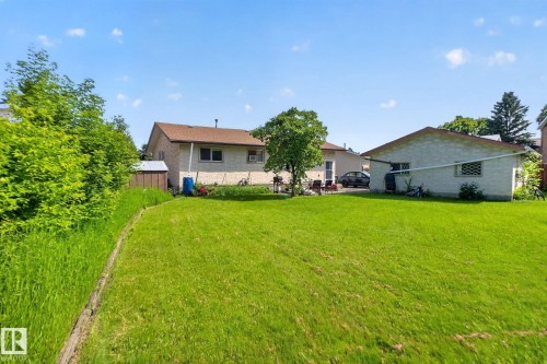 13050 32A Street Nw, Edmonton, AB - Outdoor