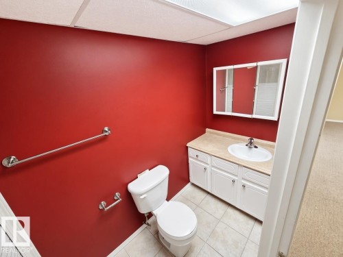 1552 54 Street Nw, Edmonton, AB - Indoor Photo Showing Bathroom