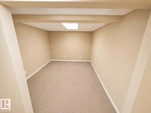 1552 54 Street Nw, Edmonton, AB - Indoor Photo Showing Other Room