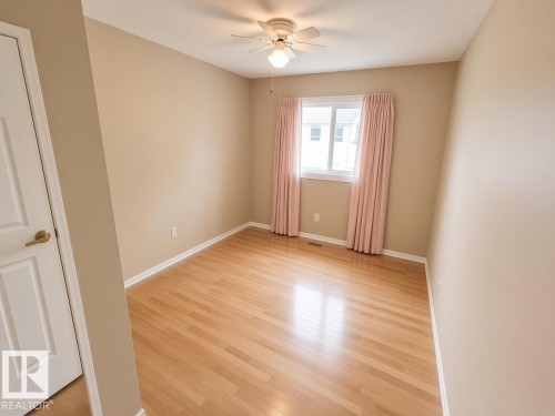 1552 54 Street Nw, Edmonton, AB - Indoor Photo Showing Other Room