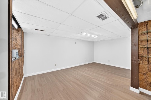 3311 114 Street Nw, Edmonton, AB 