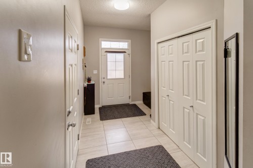 6706 24 Avenue Sw, Edmonton, AB - Indoor Photo Showing Other Room