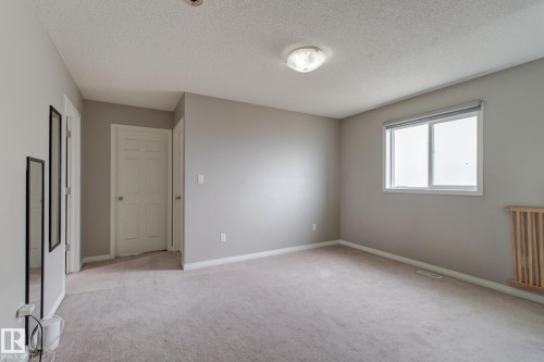 6706 24 Avenue Sw, Edmonton, AB - Indoor Photo Showing Other Room