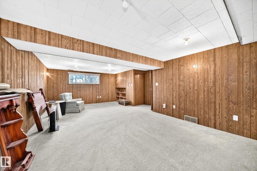 11461 152A Avenue Nw, Edmonton, AB - Indoor