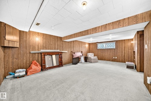 11461 152A Avenue Nw, Edmonton, AB - Indoor