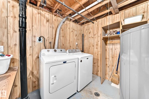 11461 152A Avenue Nw, Edmonton, AB - Indoor Photo Showing Laundry Room