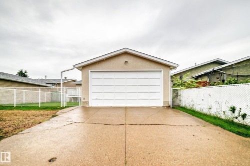 11461 152A Avenue Nw, Edmonton, AB - Outdoor