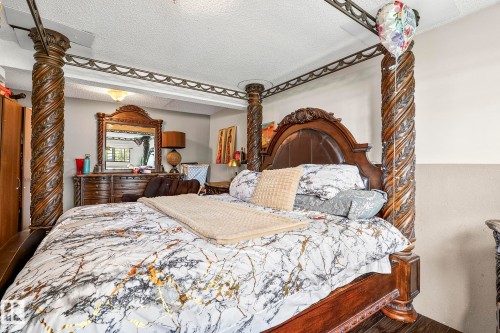 16351 119 Street Nw, Edmonton, AB - Indoor Photo Showing Bedroom