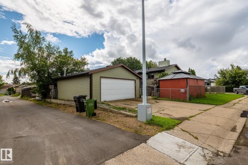 16351 119 Street Nw, Edmonton, AB - Outdoor