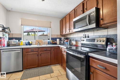 16351 119 Street Nw, Edmonton, AB - Indoor Photo Showing Kitchen With Double Sink