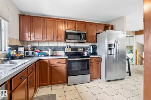 16351 119 Street Nw, Edmonton, AB - Indoor Photo Showing Kitchen With Double Sink