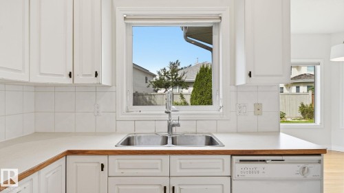 11568 15 Avenue Nw, Edmonton, AB - Indoor Photo Showing Kitchen With Double Sink