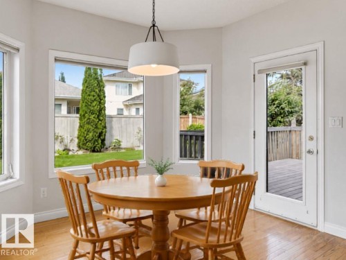 11568 15 Avenue Nw, Edmonton, AB - Indoor Photo Showing Dining Room