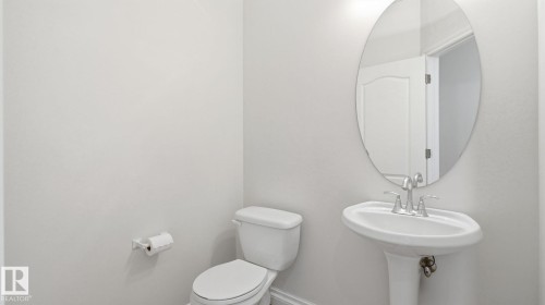 11568 15 Avenue Nw, Edmonton, AB - Indoor Photo Showing Bathroom