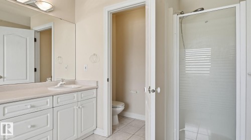 11568 15 Avenue Nw, Edmonton, AB - Indoor Photo Showing Bathroom