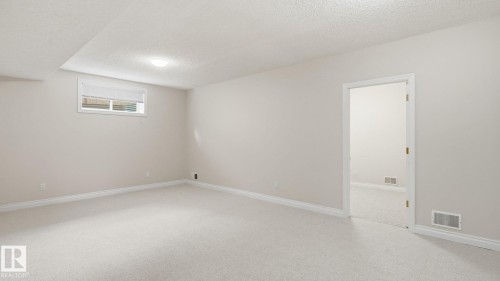11568 15 Avenue Nw, Edmonton, AB - Indoor