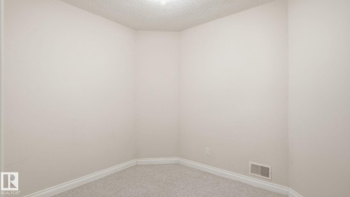 11568 15 Avenue Nw, Edmonton, AB - Indoor Photo Showing Other Room