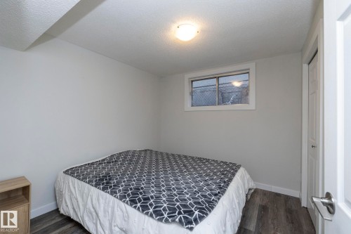 11427 90 Street Nw, Edmonton, AB - Indoor Photo Showing Bedroom